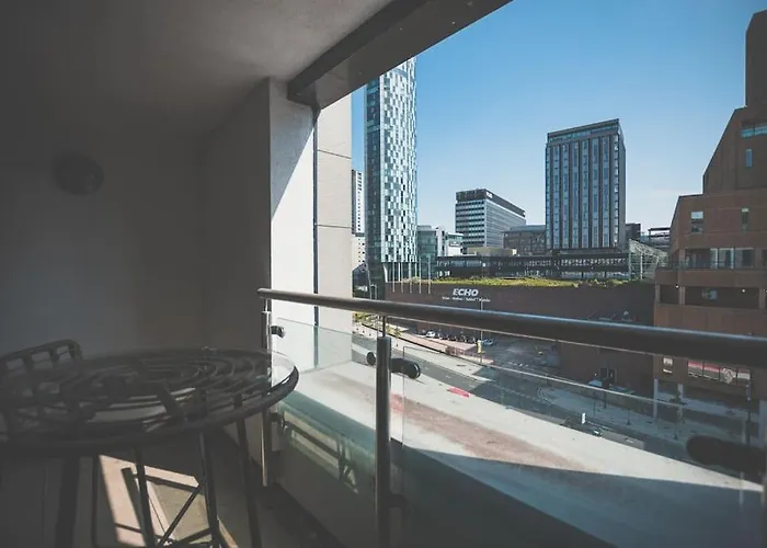 Luxurious 1 Bed - City View